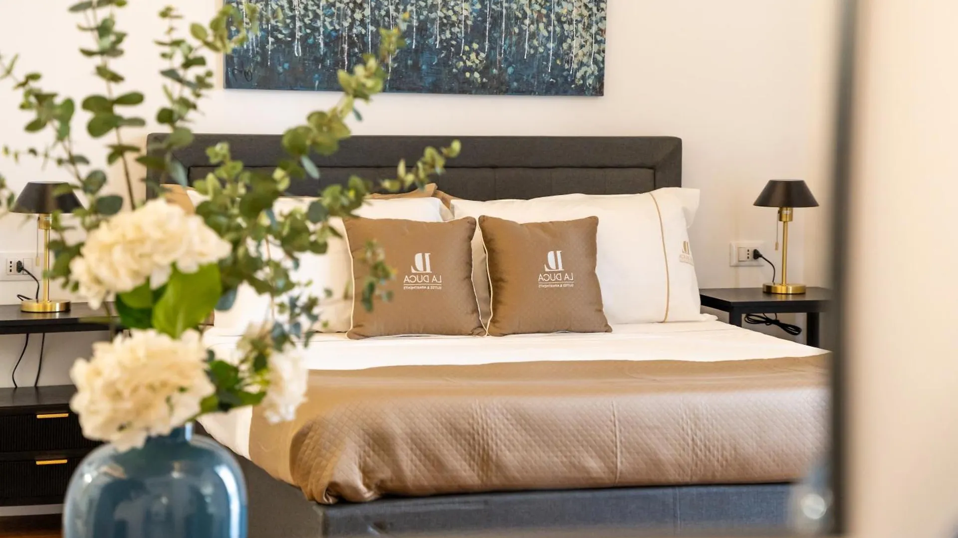La Duca Suites & Apartments Palermo 0*,
