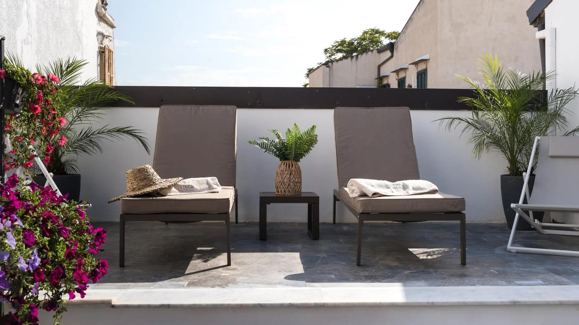 La Duca Suites & Apartments 巴勒莫