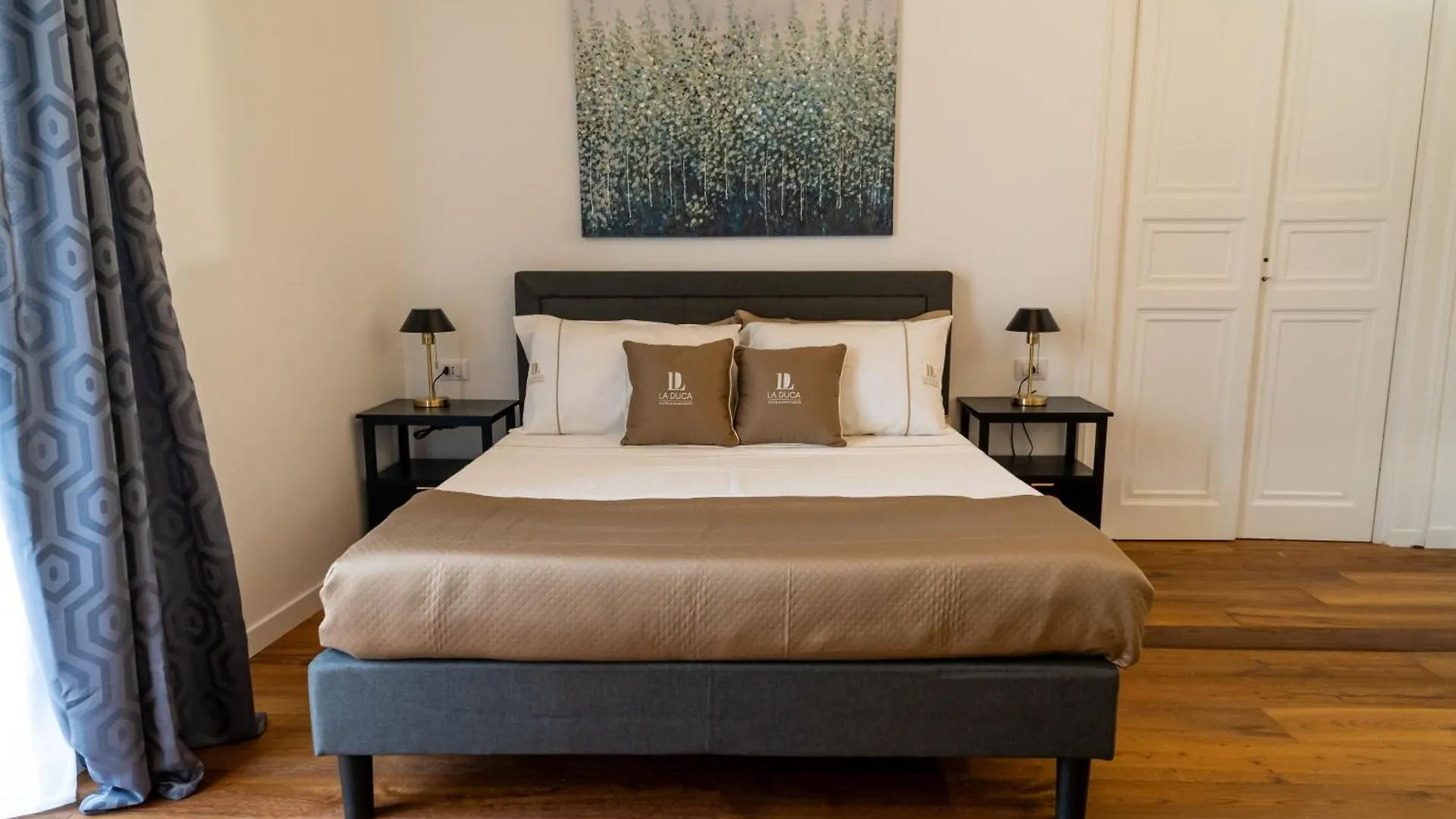La Duca Suites & Apartments Palermo Italien