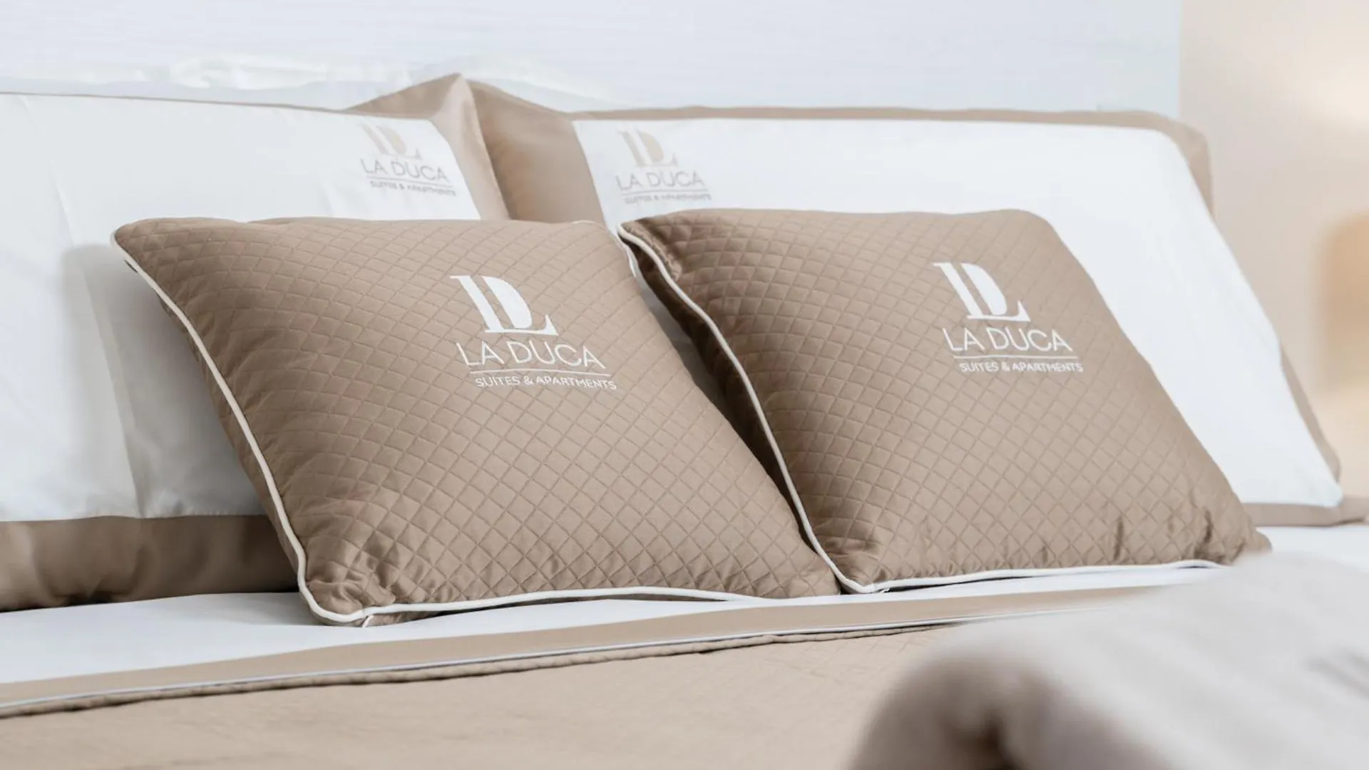 La Duca Suites & Apartments Palermo Bed & Breakfast